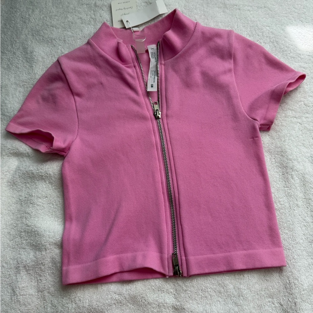 NWT Pink Ribbed Mock Neck Zip-Up Crop Top | Y2K Short Sleeve Sweater